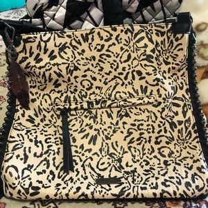 Jessica Simpson hangbag/shoulder bag.